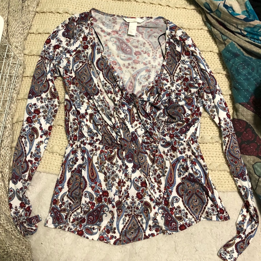 Beautiful H&M Mama Nursing Top